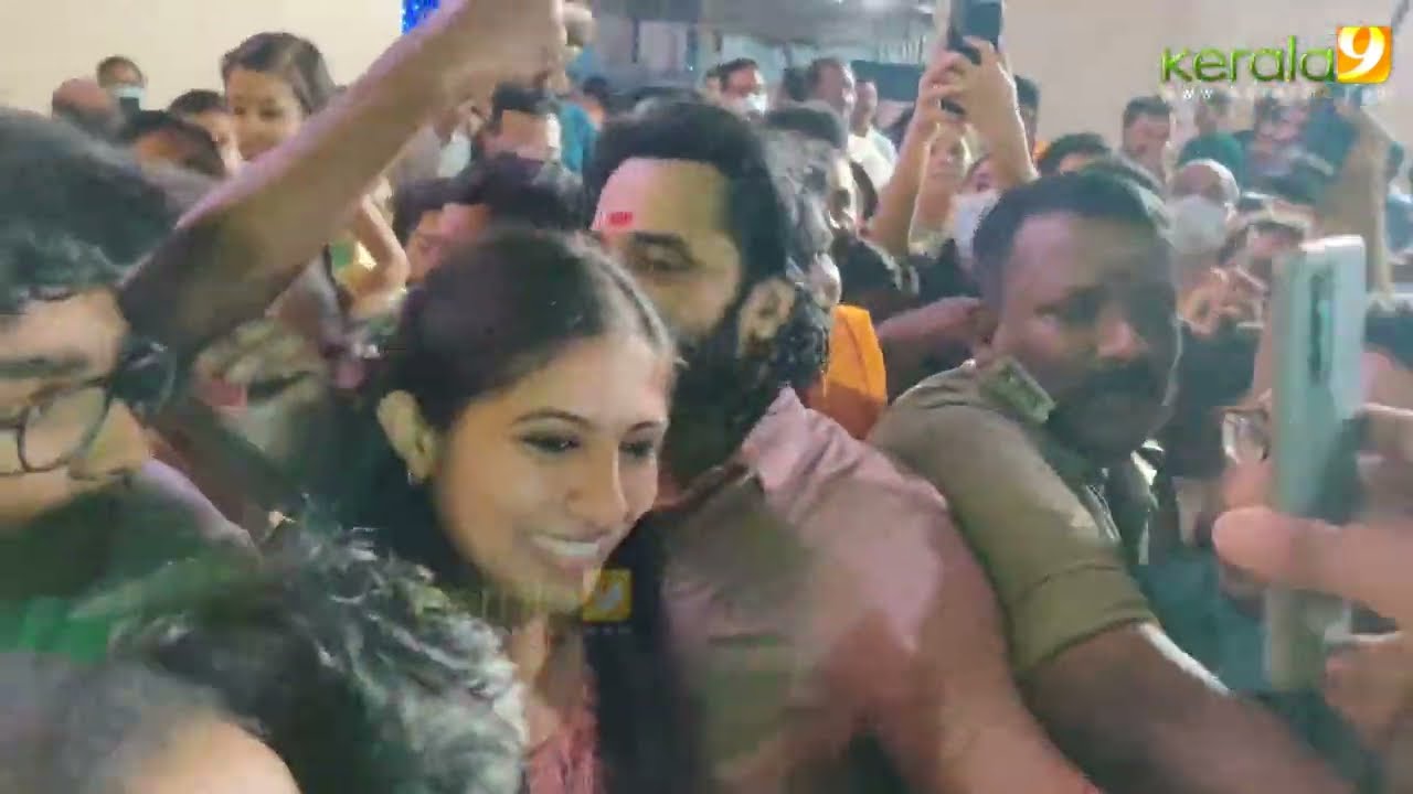 ദേ പോകുന്നു അയ്യപ്പൻ, ഇടികൊണ്ട് വശംകെട്ട് ഉണ്ണി മുകുന്ദൻ | Attukal Pongala 2023 | Unni Mukundan