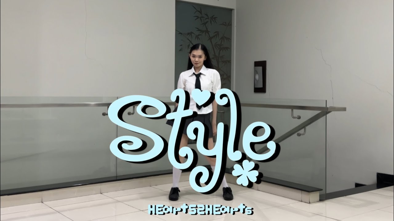 Hearts2Hearts (하츠투하츠) - 