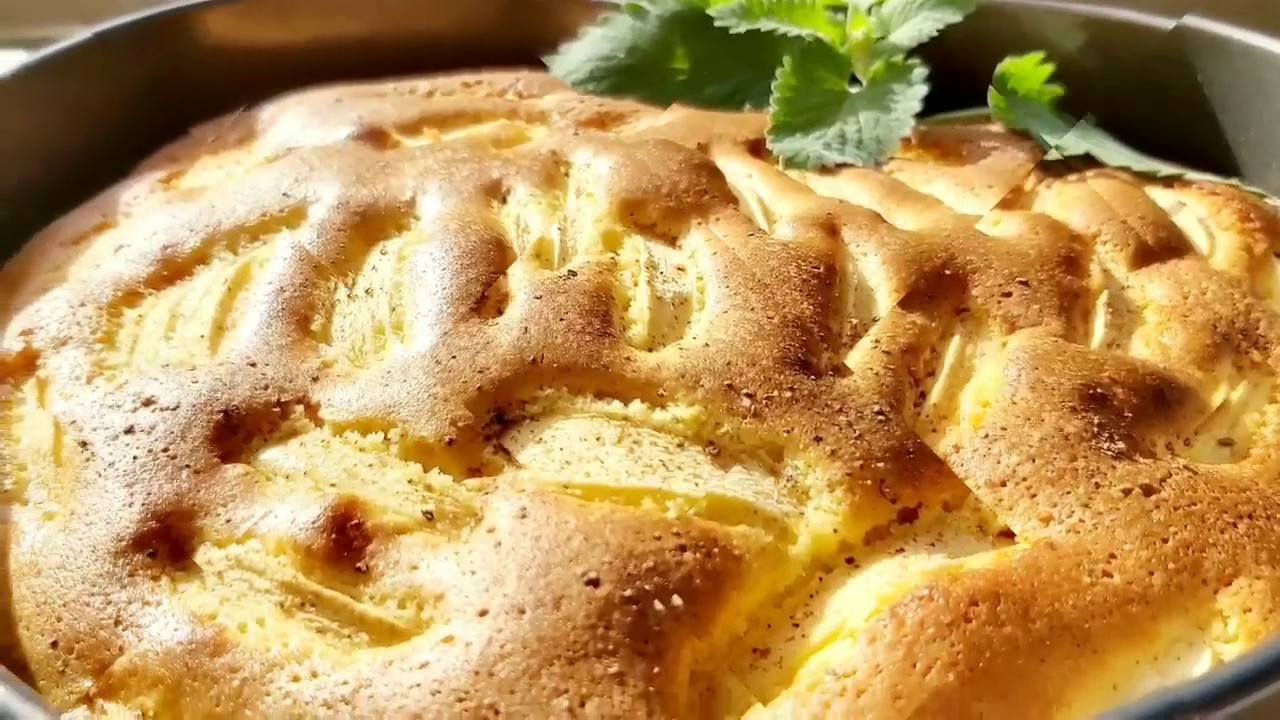 Шарлотка с Яблоками 🍏 САМЫЙ Вкусный и Простой Рецепт 🍏 Яблочный Пирог.Apple Sharlotka