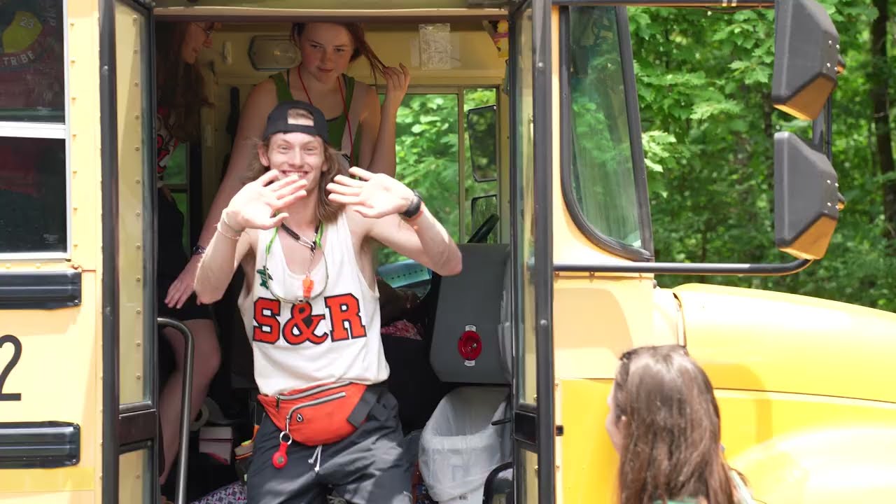 Subtítulos en español - Vídeo promocional del Rock Eagle Camp