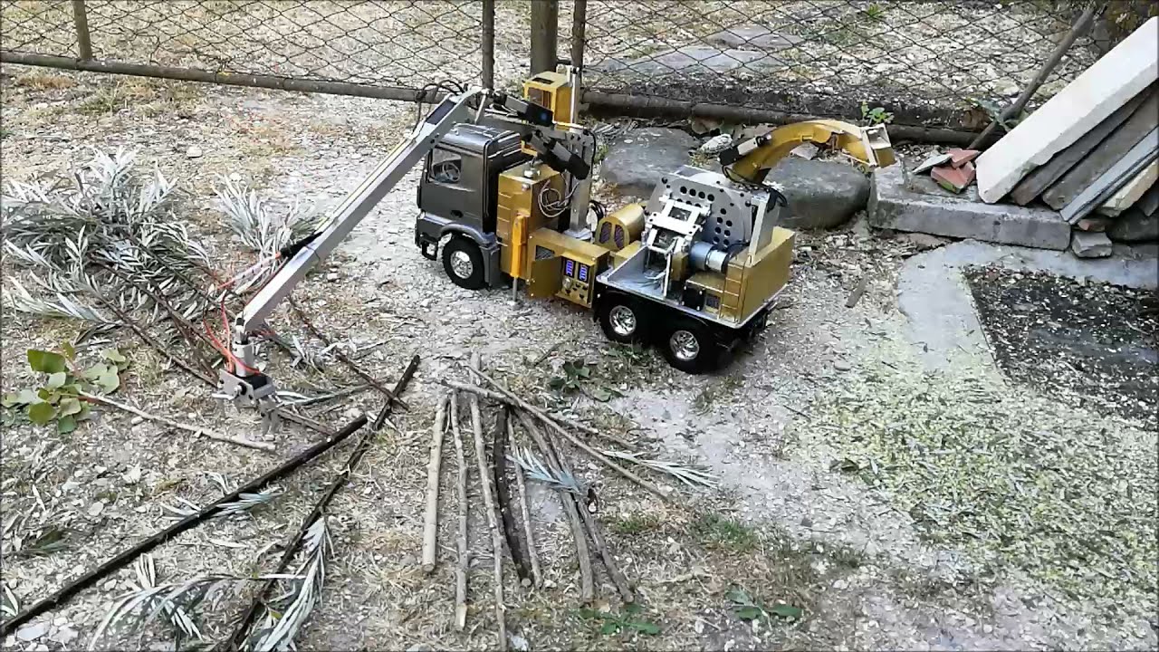 RC TRUCK WOOD CHIPPER   RC HOLZHACKER