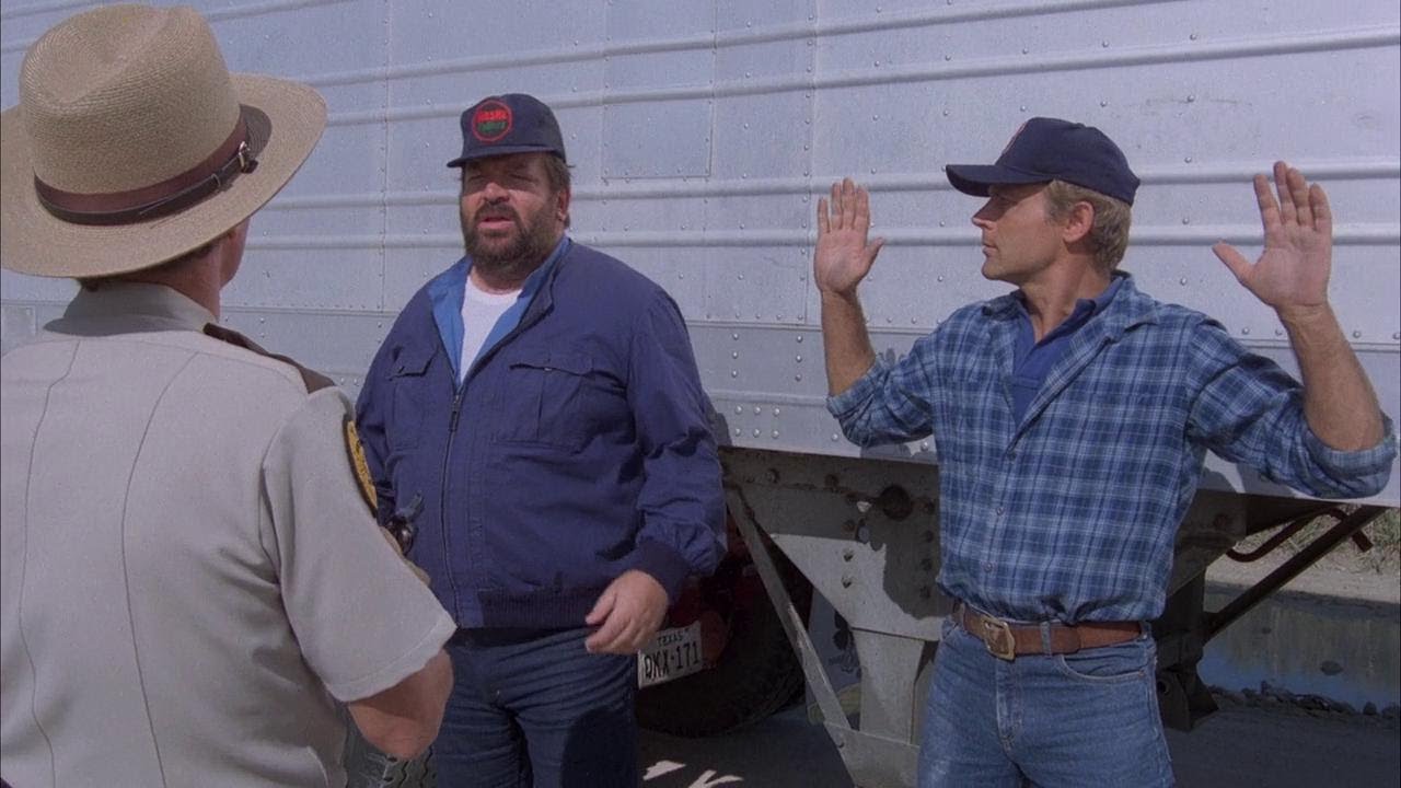 Terence Hill y Bud Spencer son espías por error | Dos súper superesbirros | Película Completa