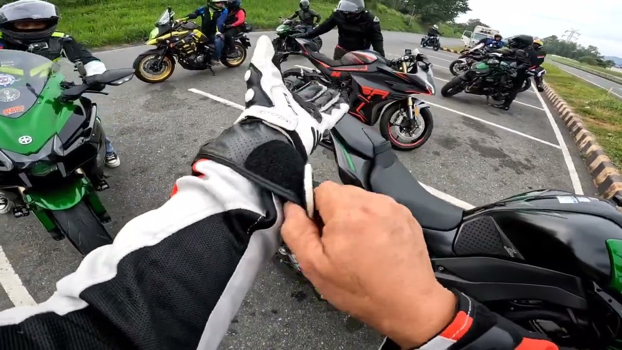 Breakfast ride to clark