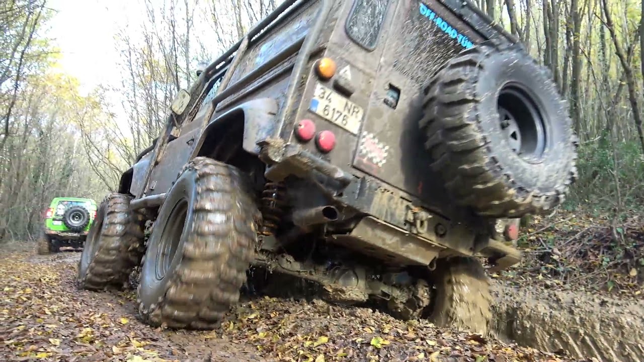 Land Rover Defender 90 TD5 - 37'' - Extreme OFF ROAD Compilation