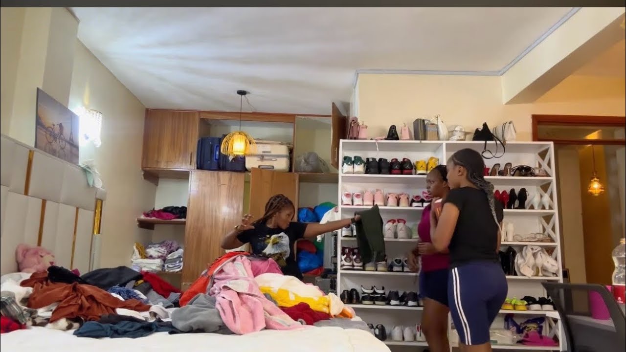 Interacting with non-existing person PRANK ON MY FRIENDS 😅🥺THEY CRIED😅😂👍MUST WATCH ‼️‼️