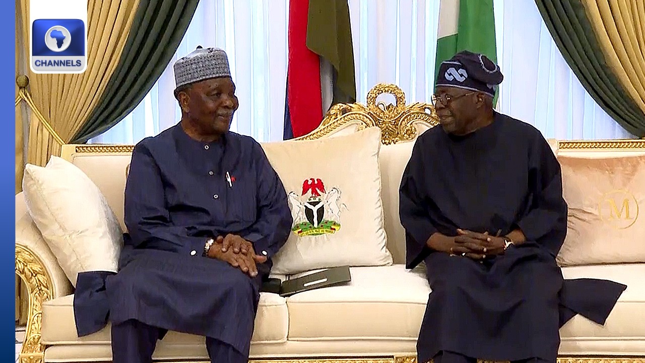 ‘He Is Doing His Best,’ Gowon Visits Tinubu, Hails President’s Reforms