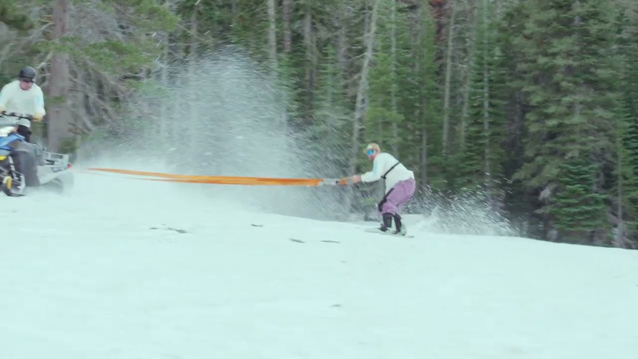Gleezy x Snowmobile