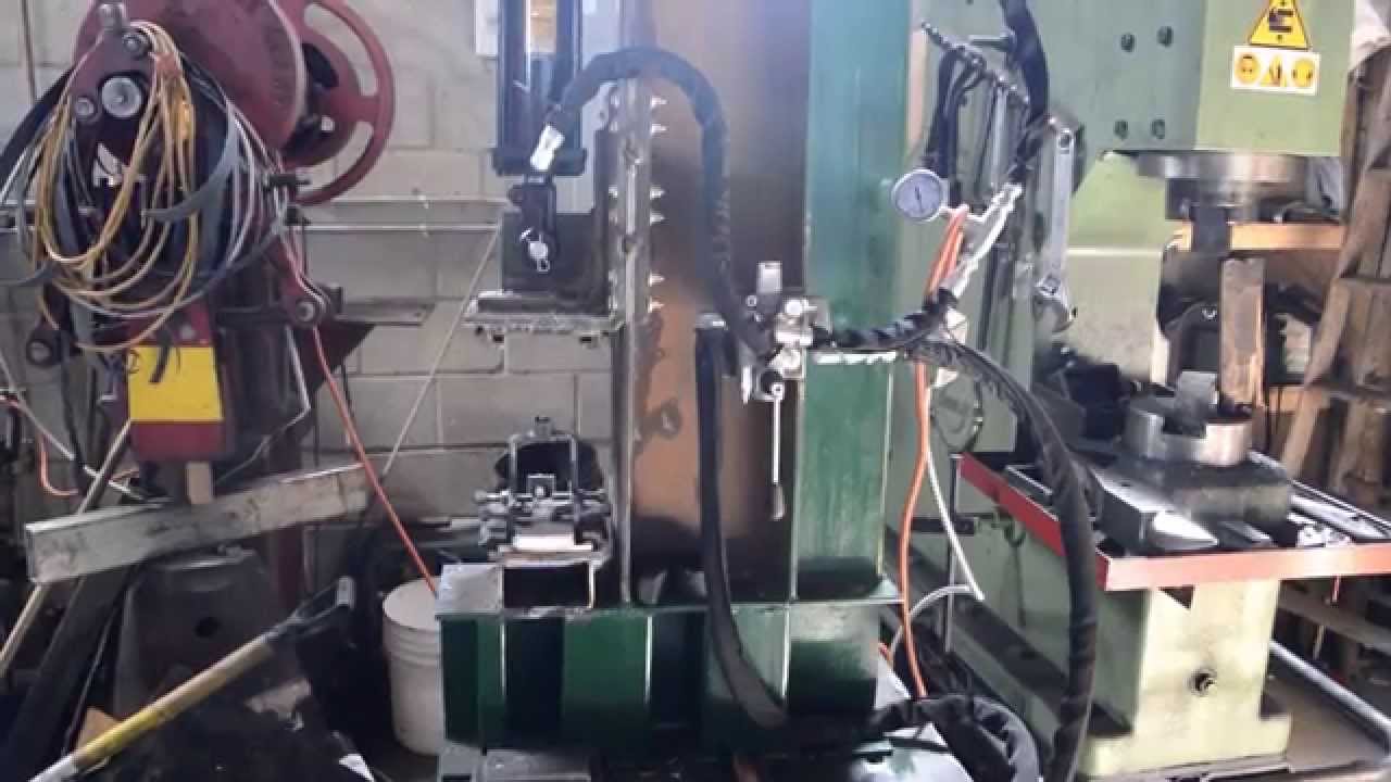 A Detailed Look at my  Hydraulic Forging  Press