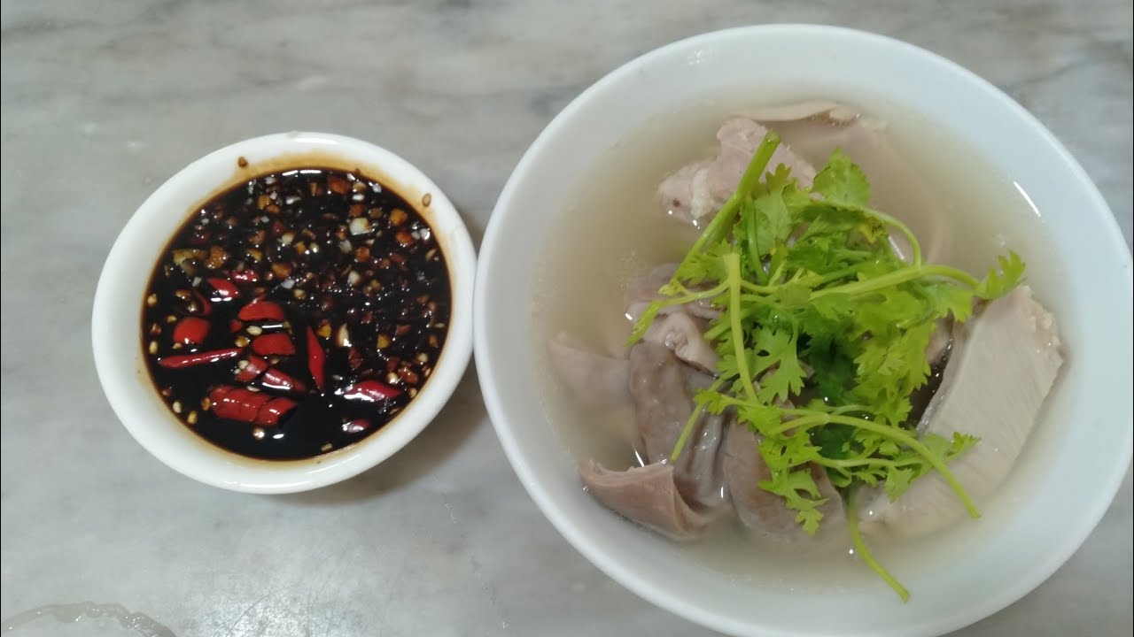 STOMACH SOUP WITH BAH KUT TEA SPICES