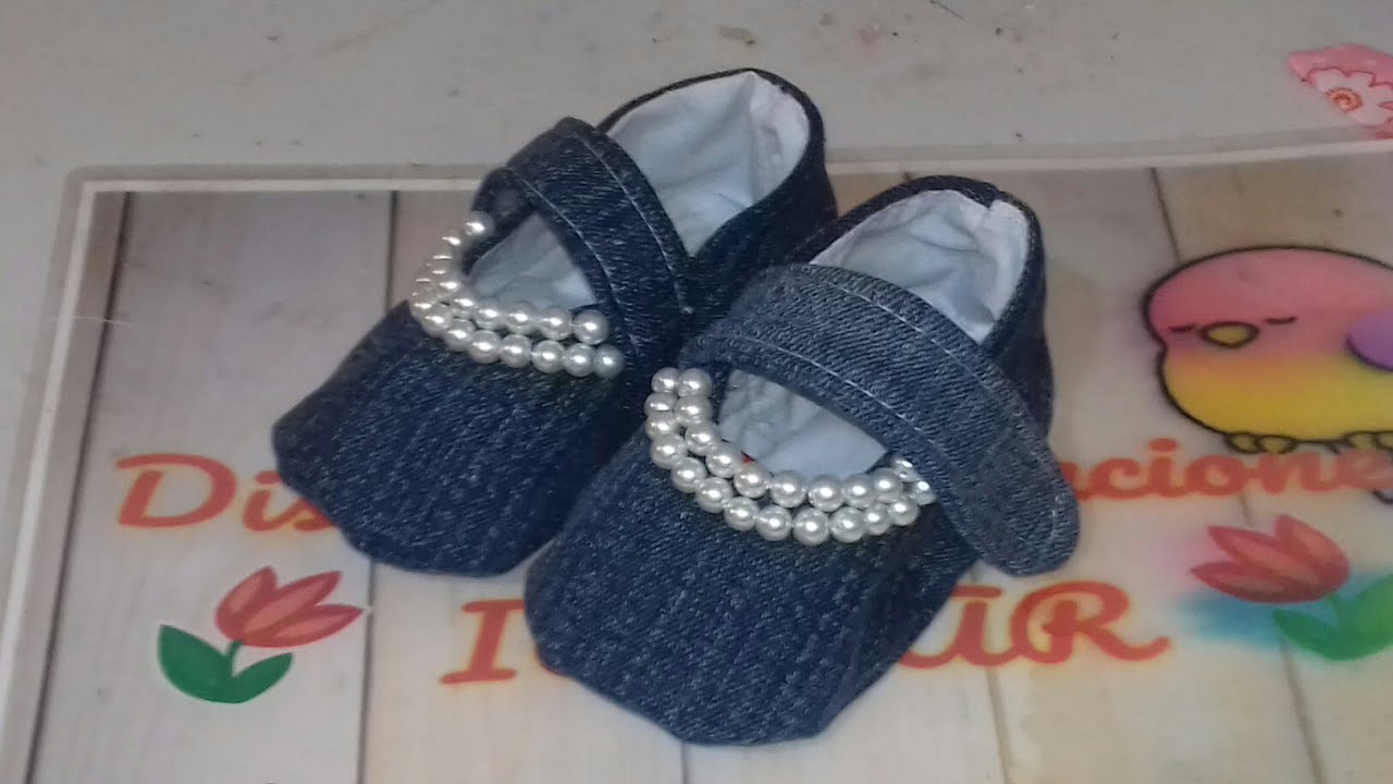 Zapatitos De Bebe con Jeans Viejos
