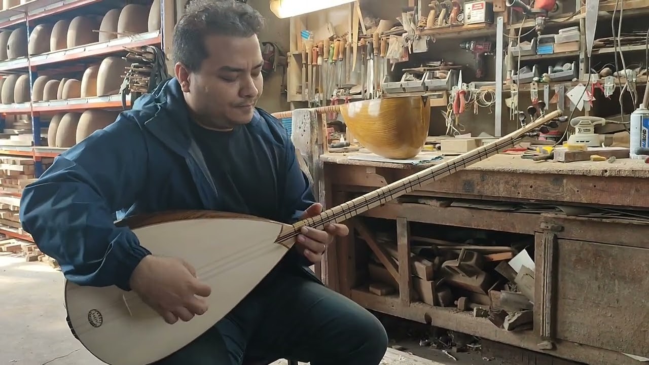 Nalın Dilber &ndash; 45 Tekne Oyma Dut Bağlama ile Sinan G&ouml;rg&uuml;l&uuml; | Tekeli Saz Evi