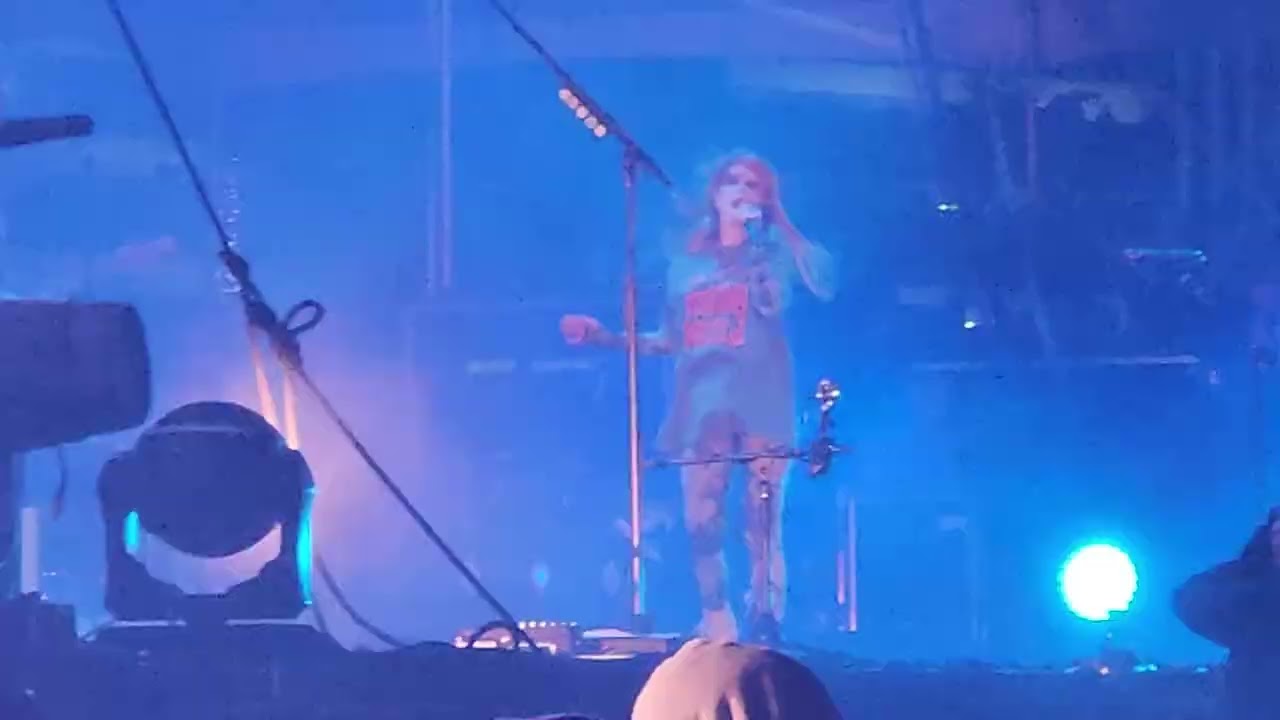 Paramore - Hard Times (When We Were Young 2022 - Las Vegas)