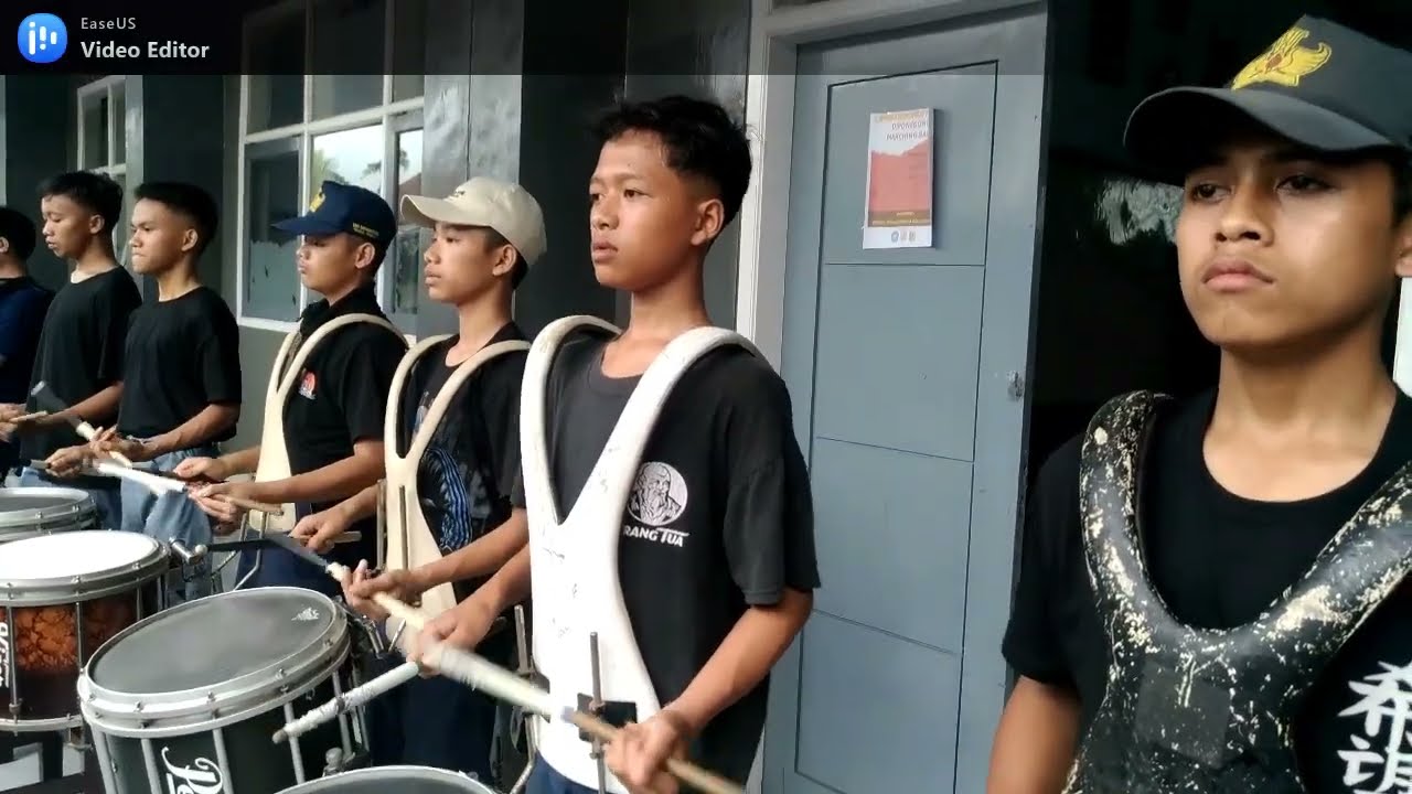 LATIHAN CADET DIPONEGORO MARCHING BAND