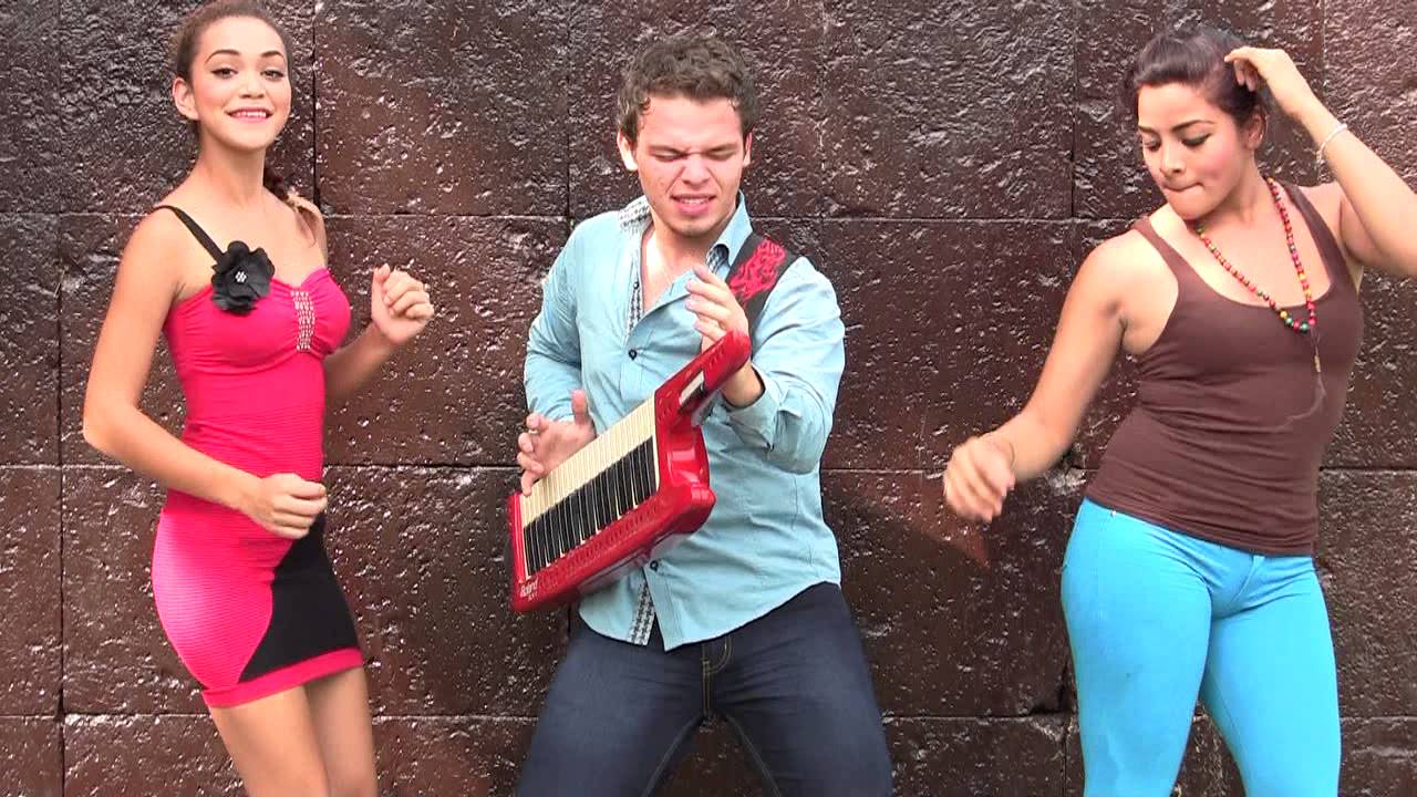 Busca tu hueco Franko Rivera y su Descarga Tropical
