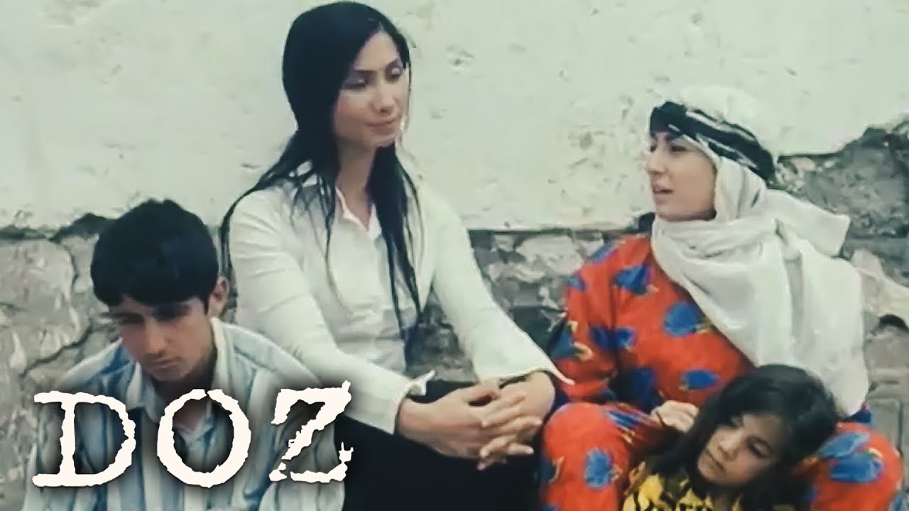 K&uuml;rt Şarkıcı Rojin &Ouml;ğretmenlik Yapıyor /  Doz Film Kesiti