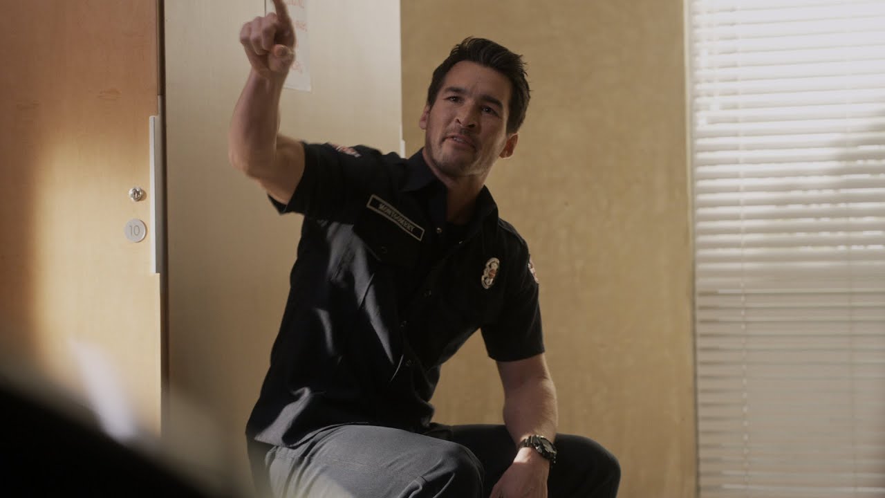 Montgomery Makes His Feeling About Ruiz Clear - Station 19