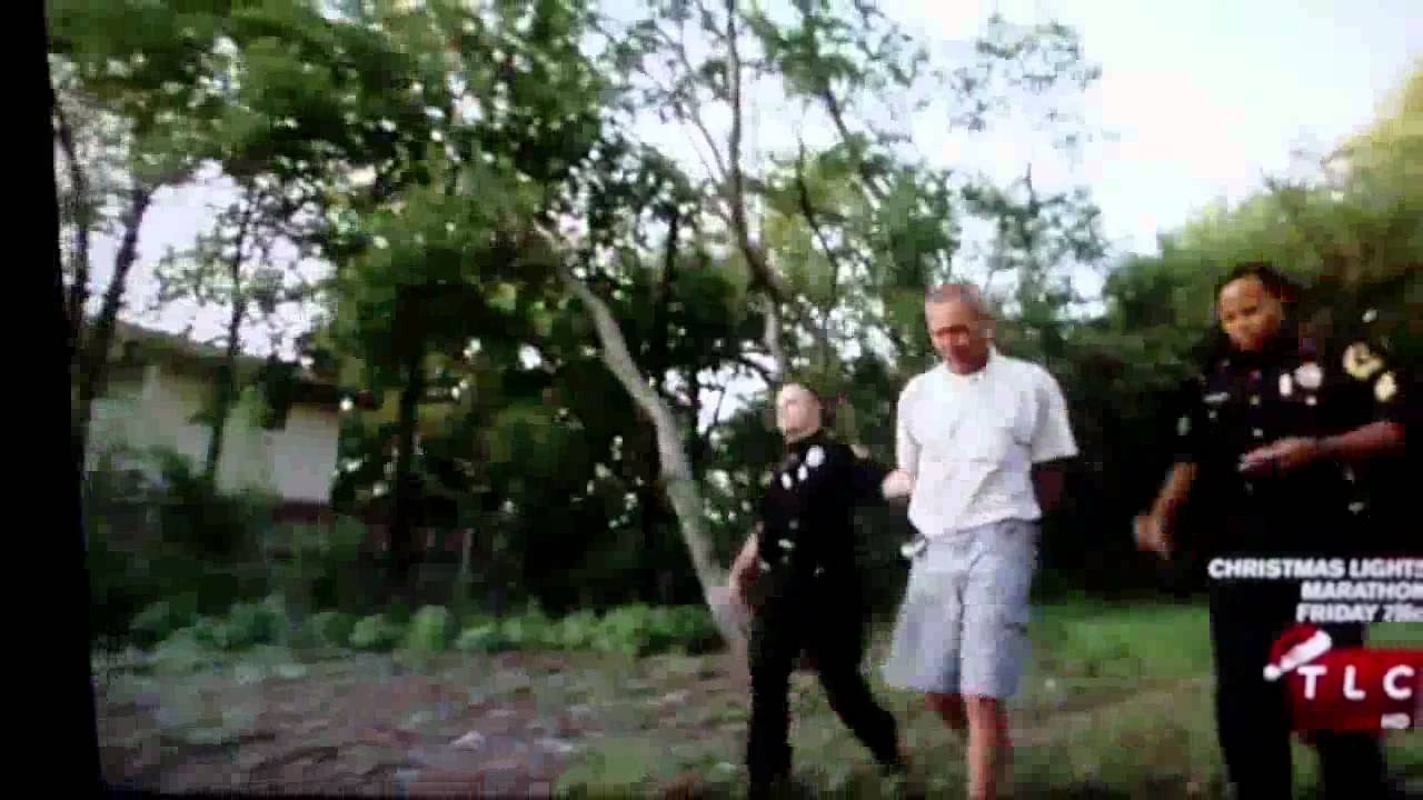 Cop Caught on Camera in Racial Profiling Incident (Mirror)