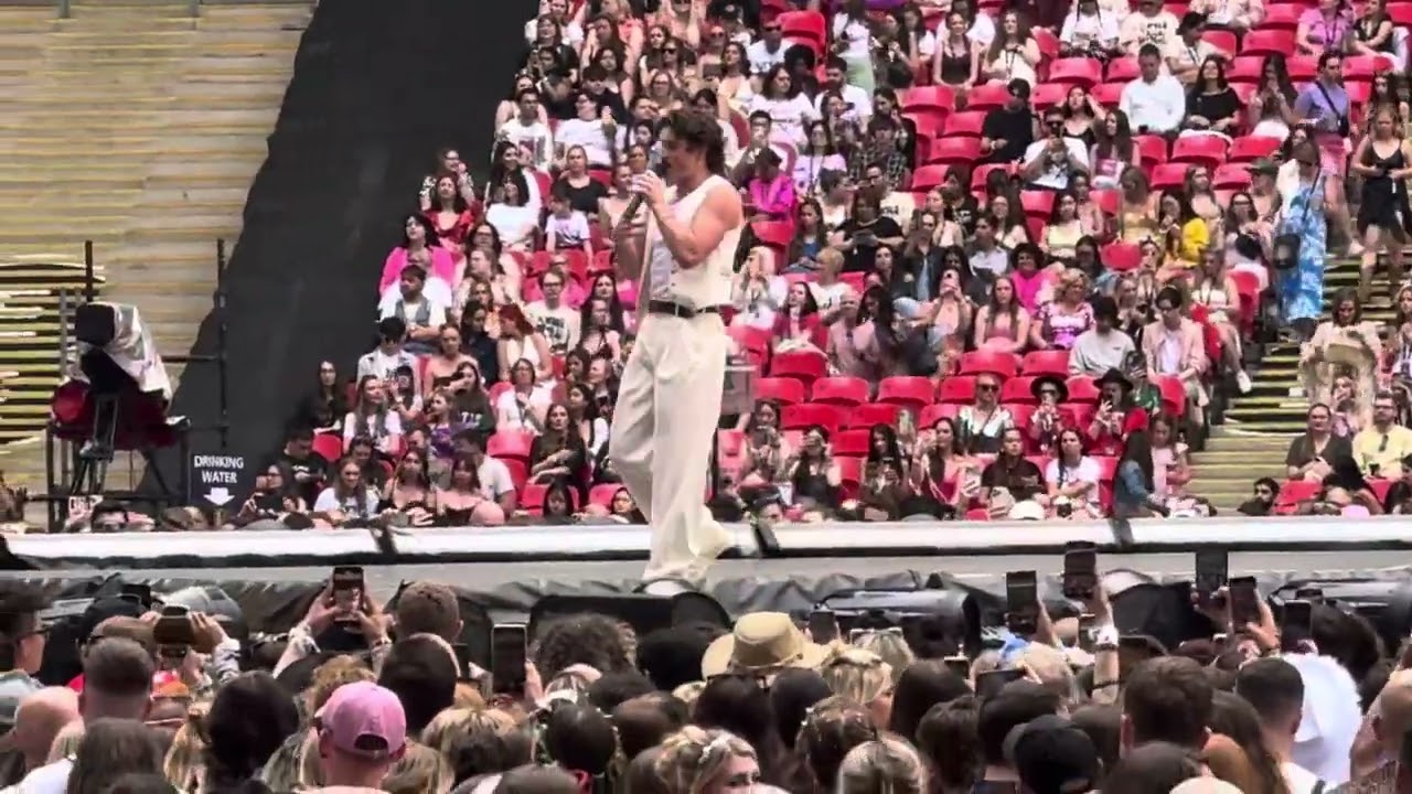 Benson Boone - Beautiful Things Eras Tour Wembley