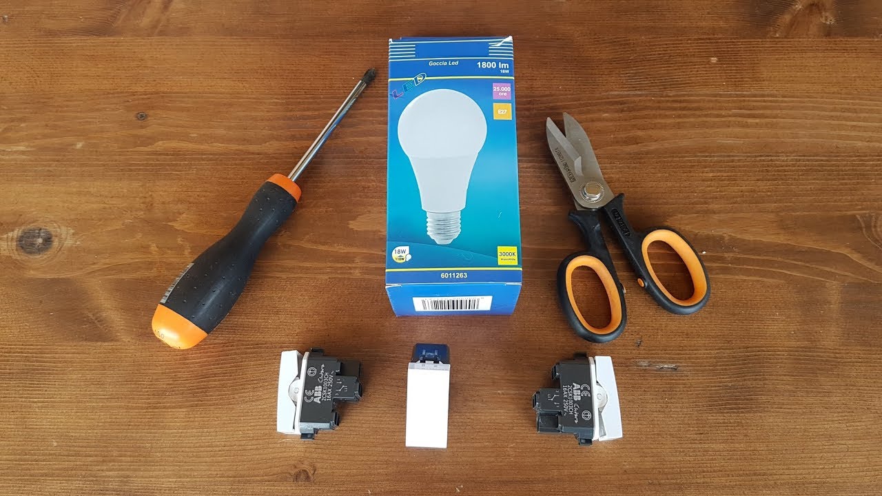 Come collegare e accendere una lampada da 3 o piu' punti con deviatori e invertitori