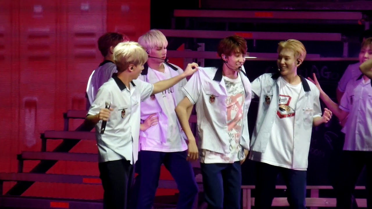 170829 SEVENTEEN en Chile - MANSAE (만세)
