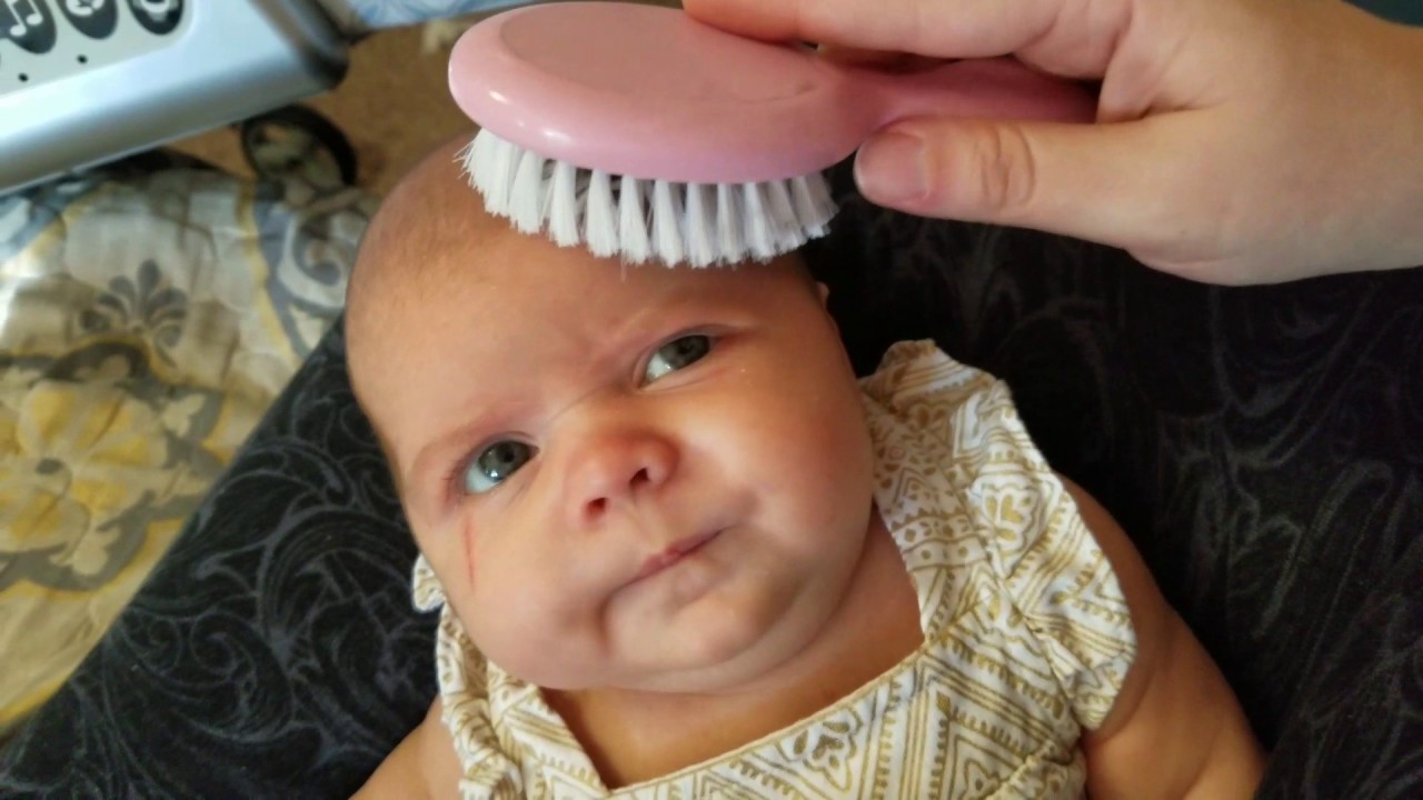 Baby London Loves her ADORABLE Baby Wet Brush