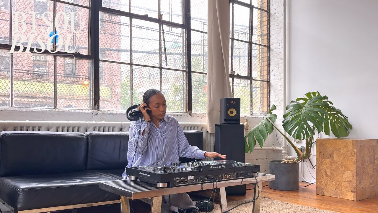 Lush & Chill R&B Mix in a Brooklyn Studio | Set 47 | Ceema (Alternative Jazz and R&B + Neo Soul)