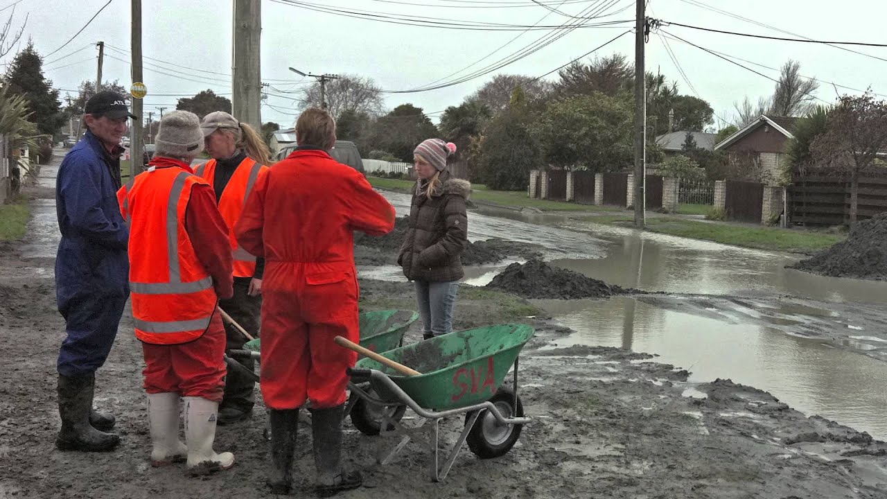 Coastal and River Environments: Earthquake Interactions