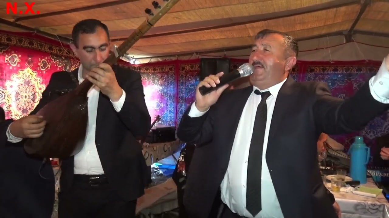 Aşıq Vüqar, Asudə Şınıxlı, qarmonda Arzu.
