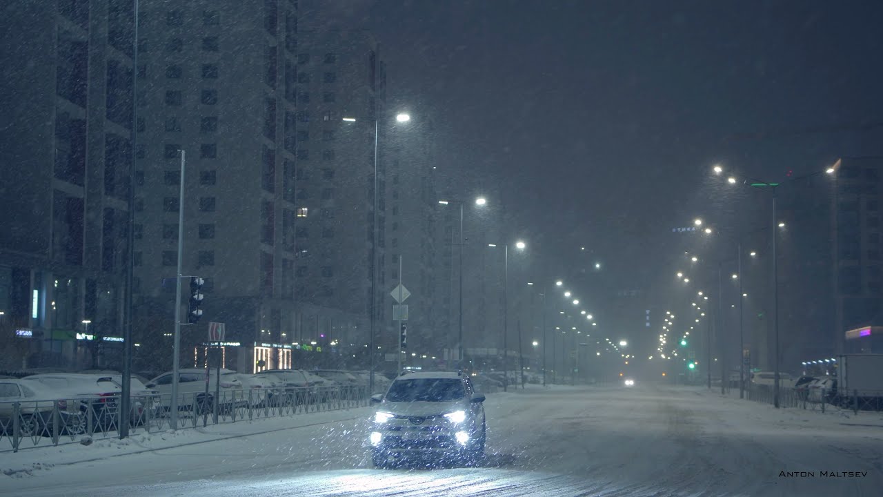Тюмень 2025. Снегопад. Ночь. Европейский микрорайон  | Snowfall In City. Winter Night. Russia
