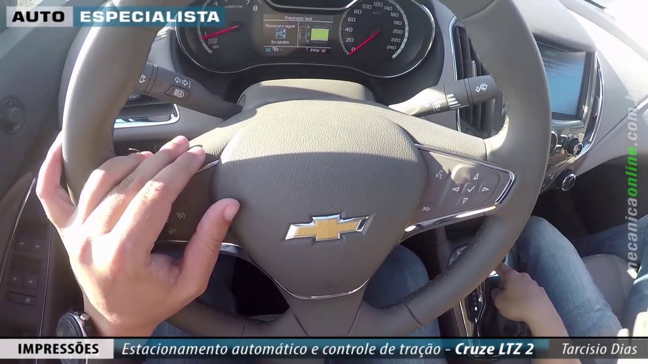 Testamos o sistema de estacionamento automático e controle de tração do Novo Cruze 2017