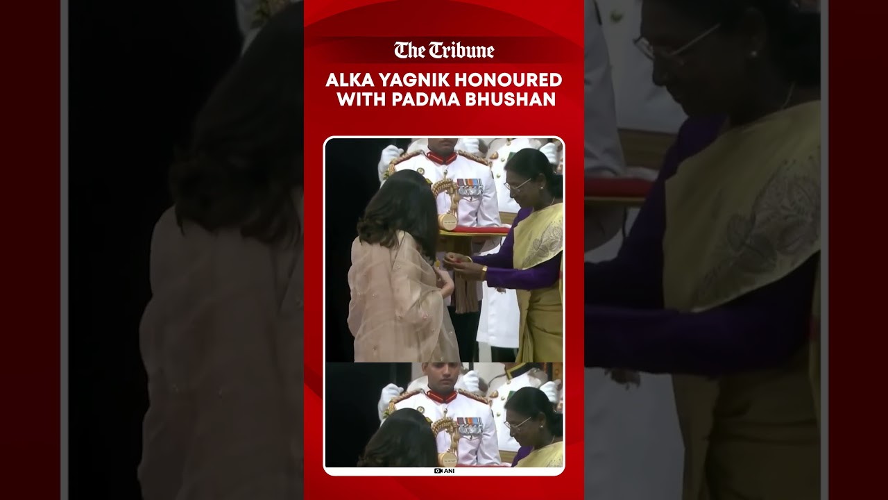 Alka Yagnik Receives Padma Bhushan, Emotional Moment with PM Modi at Rashtrapati Bhavan