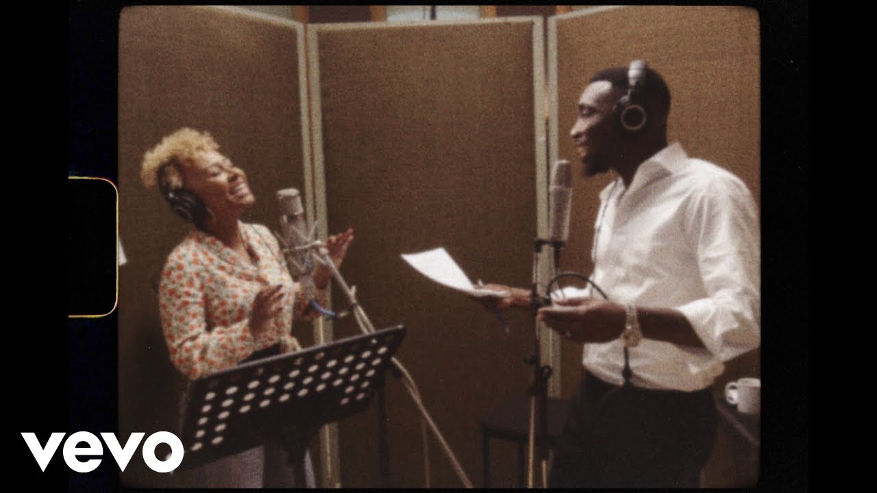 Timi Dakolo, Emeli Sand&eacute; - Merry Christmas, Darling (Studio Performance Video)