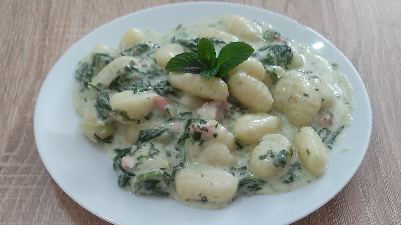 super rychlé Gnocchi se špenátem a sýrovou omáčkou