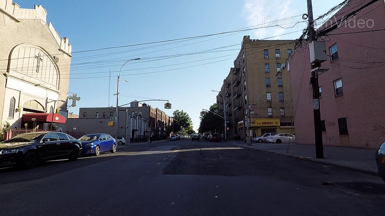 Morris Avenue Bronx New York City (NYC) 4K