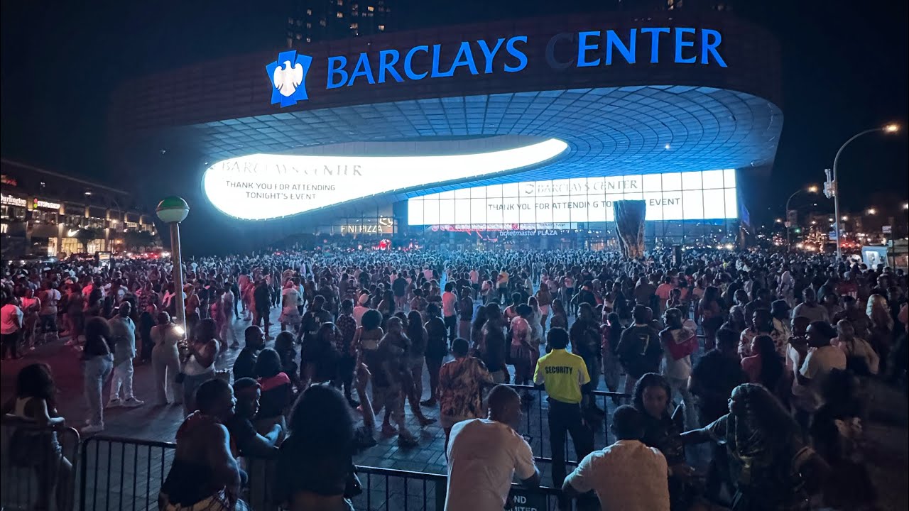 Rara after Bayo @ Barclays. Saturday June 28, 2025