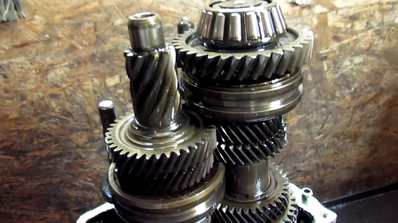 Ауди 100 СС сигара Из AKL в AKM