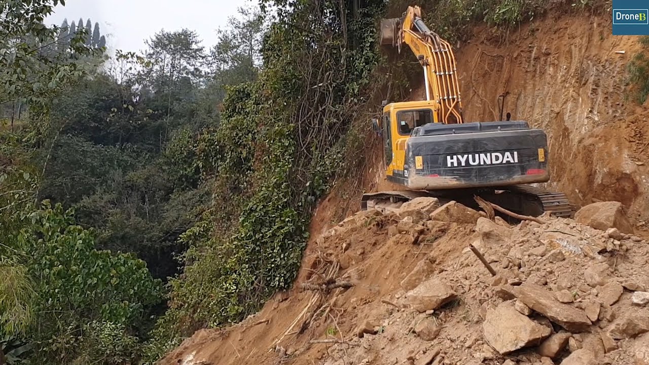 Cutting Rocky Hill and Breaking Rock- 2 -with Hyundai Excavator for Mountain Road