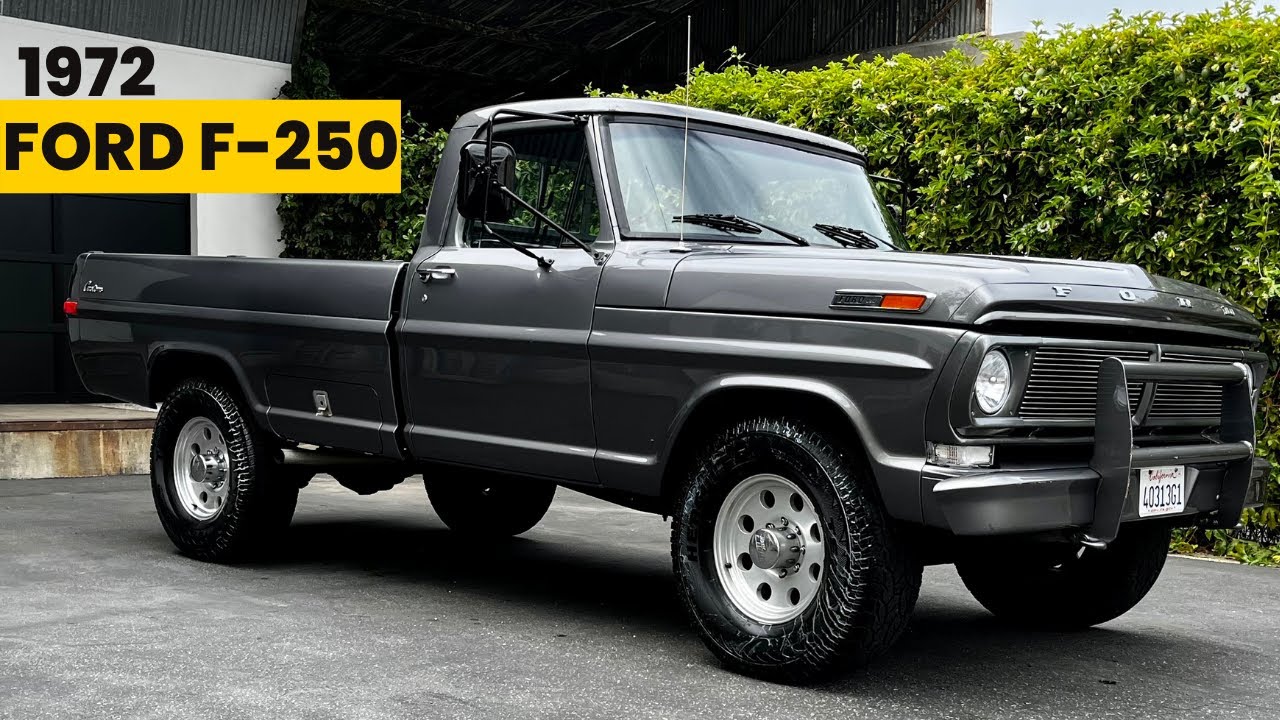 1972 Ford F 250 Custom - Cold Start, Walk Around, Engine Rev, Side street & highway drive in the USA