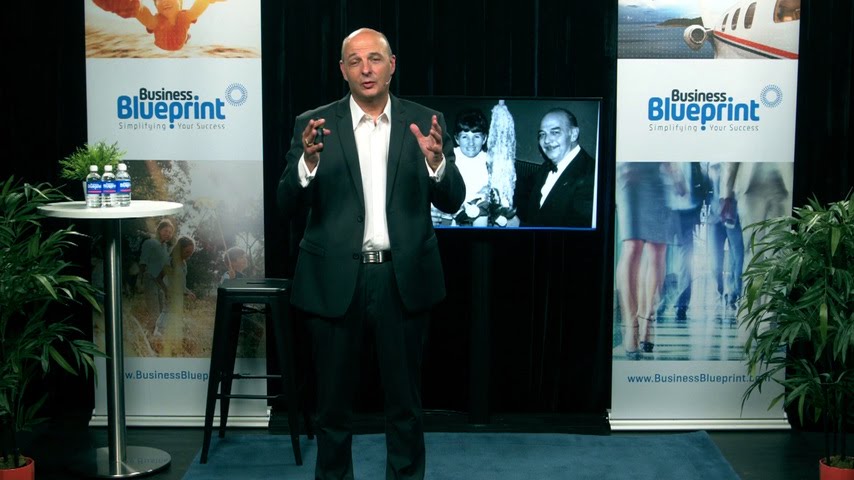 How to Design and Deliver a WOW Customer Experience PREVIEW by Bizversity.com