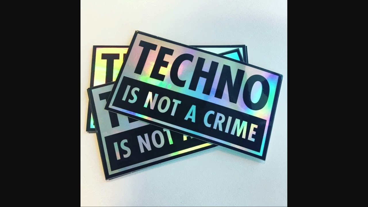 BEST ACID TECHNO BERLN PERFORMANCE ( IT'S TECHNO TIME )