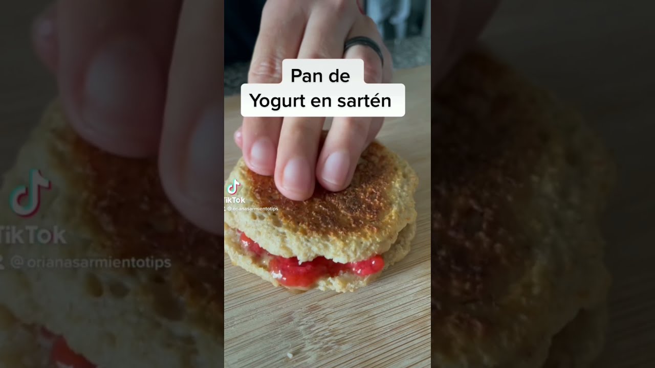 Pan de yogurt en sart&eacute;n/ Pan de yogurt y avena / pan de yogurt griego #shorts