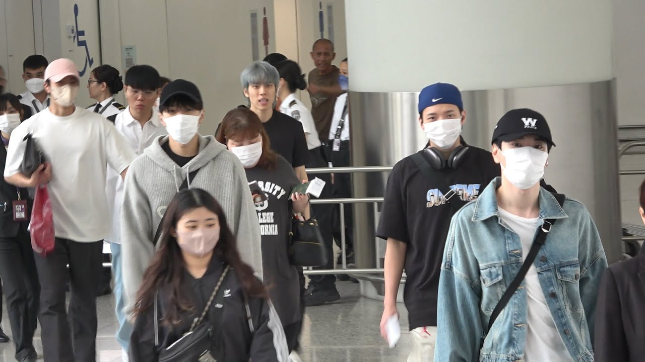 INFINITE (인피니트) Dance with Fans｜Hong Kong Airport Departure to Incheon 20230911 (Macau→Korea)