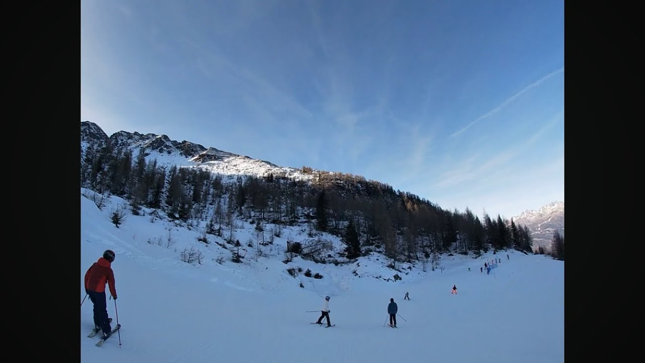 Discesa pista azzurra &ldquo;Collegamento Gran via del gallo Palabione-Magnolta&rdquo;, Aprica (SO)