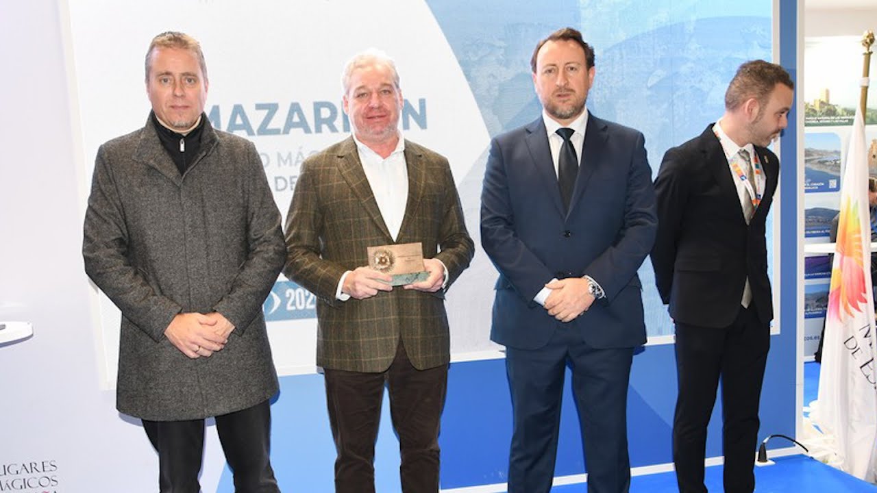 El municipio de Mazarrón recibe un premio de la asociación Pueblos Mágicos de España en FITUR 2026