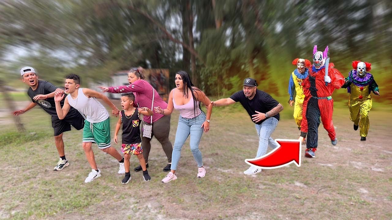 IF YOU SEE THESE CLOWNS RUN!!!