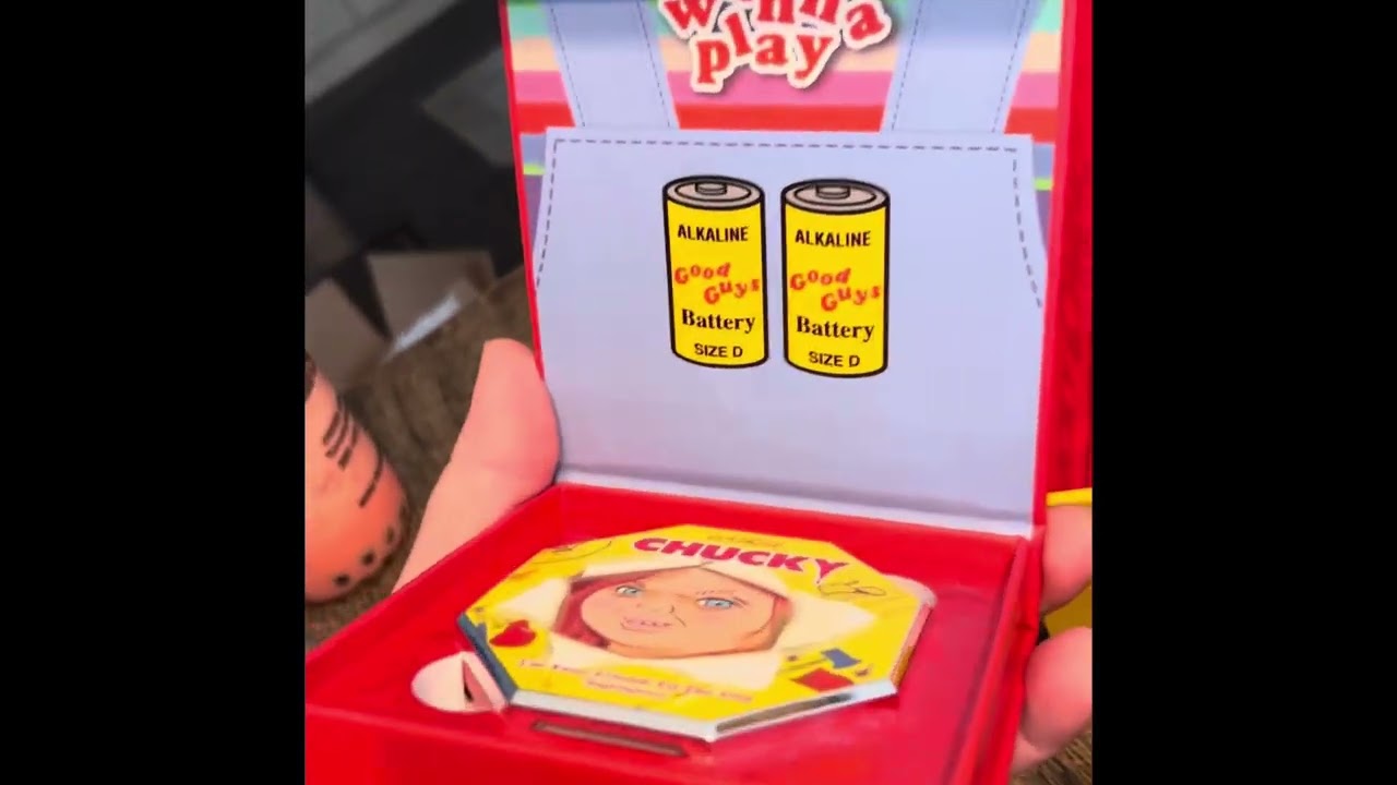 Glamlite x Chucky Good Guys Makeup PR Box Unboxing 📏🔨🖤