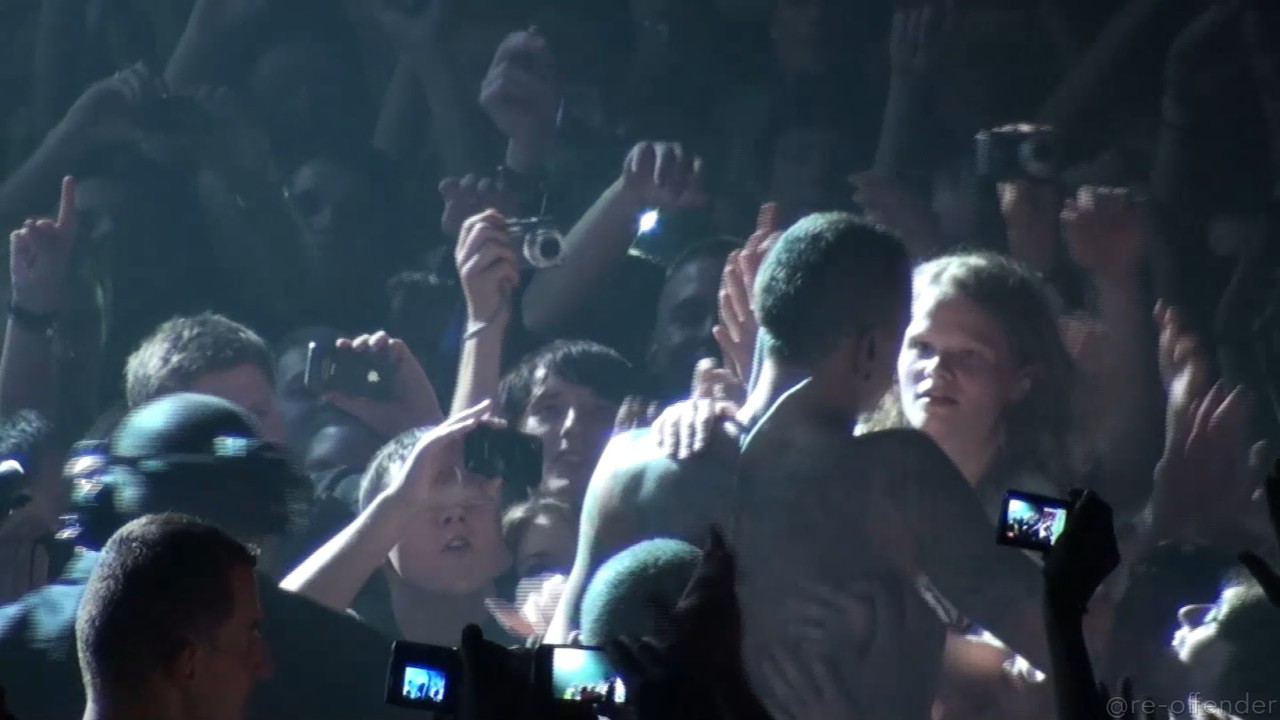 Linkin Park - Crawling & One Step Closer (Live in Linz, Austria, 2010)