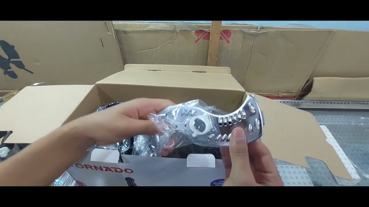 خلاط يدوي تورنيدو HB-800f)  Hand blender)