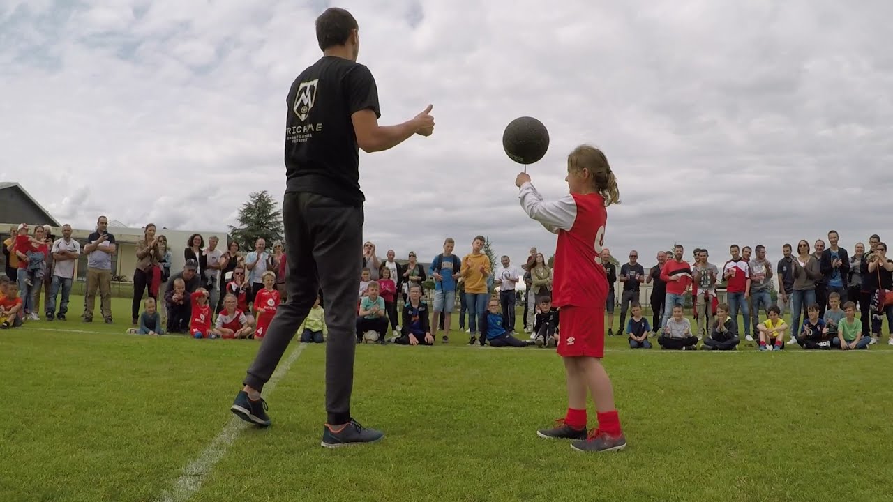 Freestyle Football - Best of 2021 - Freestyler Corentin Baron