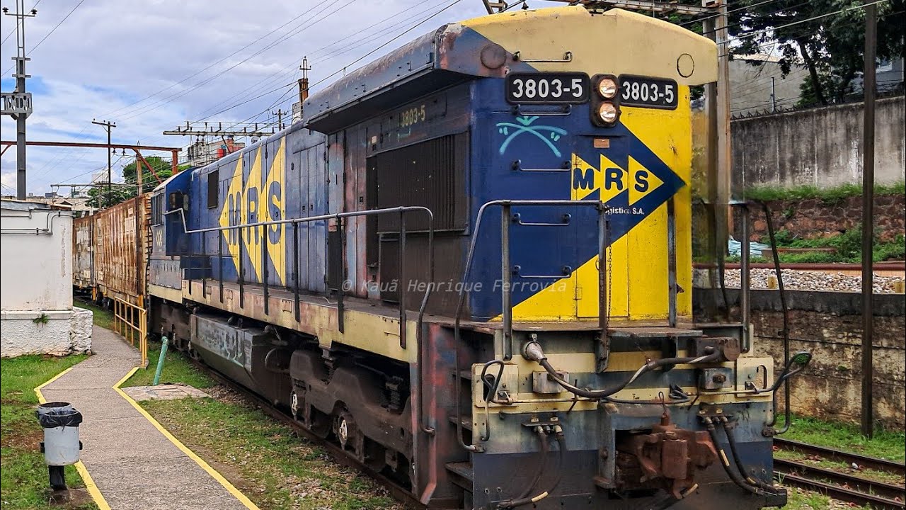 GE C30-7 Manobrando na lapa 